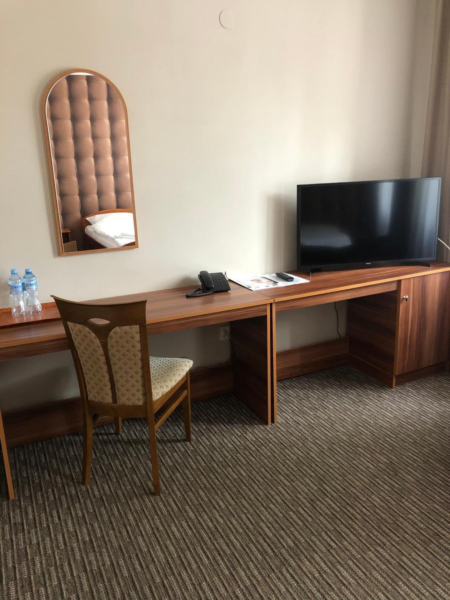 Hotel Krystyna Szczytno  Dış mekan fotoğraf
