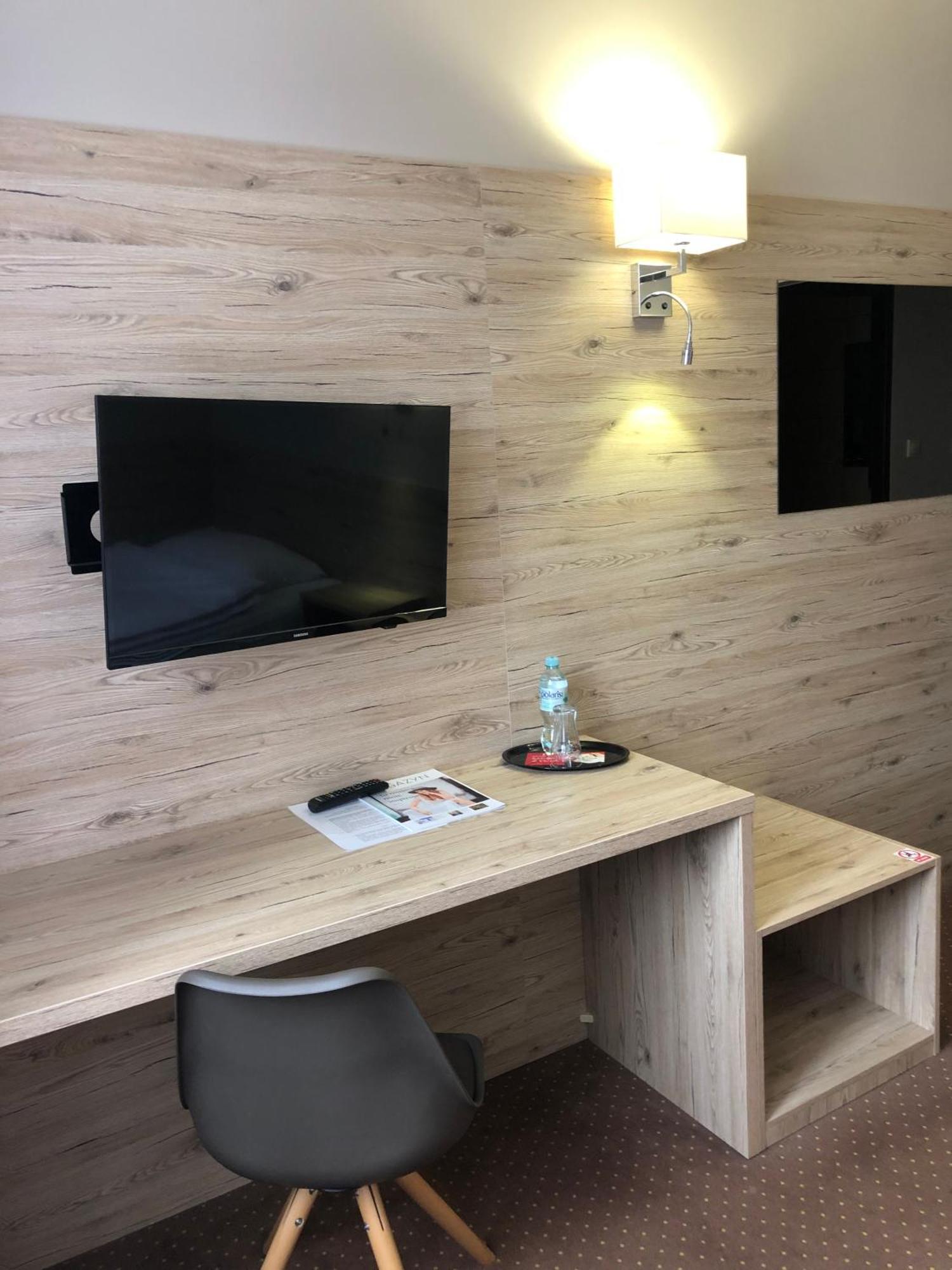 Hotel Krystyna Szczytno  Dış mekan fotoğraf